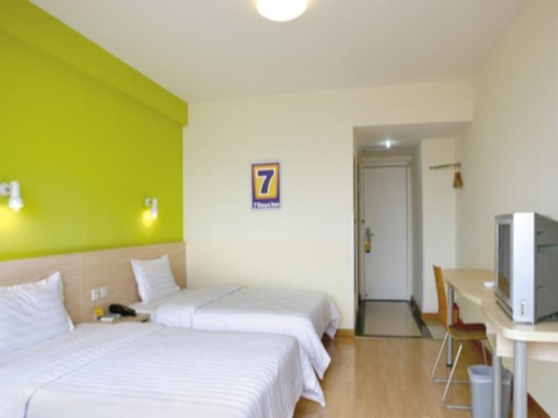 7 Days Inn Guangzhou Luogang Yonghe Development Zone Exterior foto